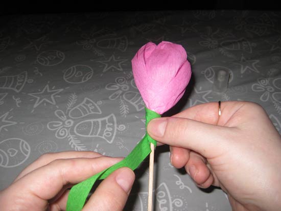 Мастер-класс по изготовлению тюльпанов из гофрированной бумаги